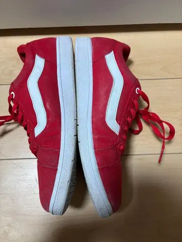 VANS 레드 스니커즈