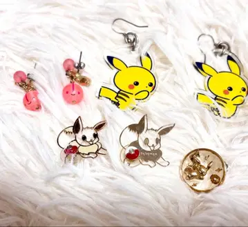 포켓몬 피카츄 이브이 체리버 귀걸이 포켓몬스터