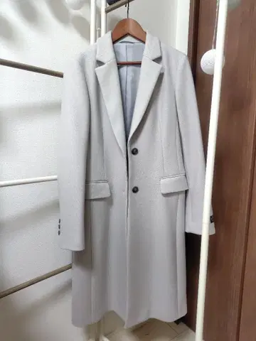 수트 컴퍼니 체스터 코트