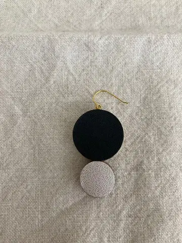 eri fukada 가죽의 한쪽 귀용 귀걸이