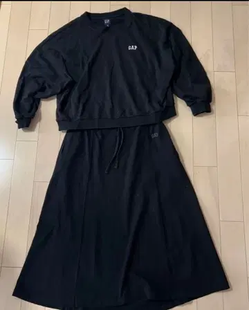 GAP 블랙 스커트 셋업 XL