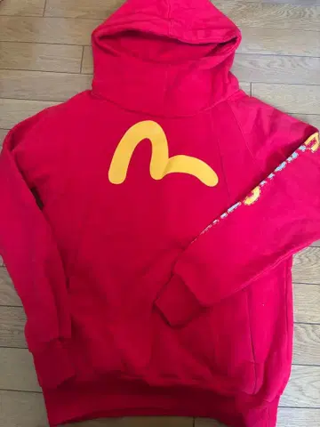 에비수 후드 맨투맨