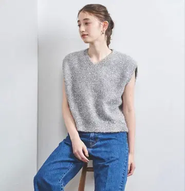 [ 미사용 ] 유나이티드 애로우즈 글리터 라메 슬리브리스 니트 베스트