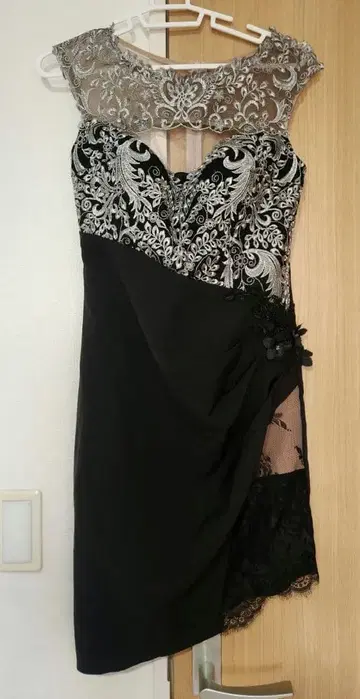 캬바쿠라 드레스 원피스