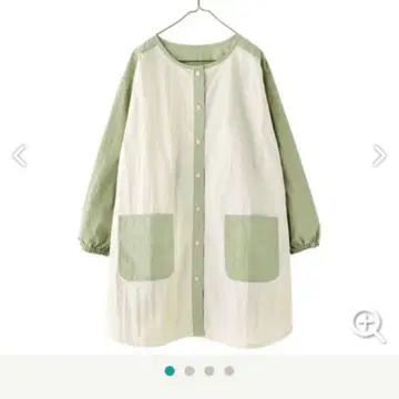 학켄 치로리안 워크 튜닉 발수 가공 내추럴 x 모스그린 상의