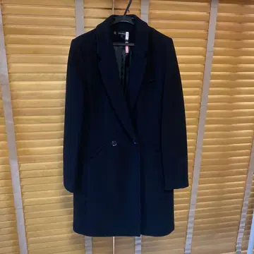 ZARA 블랙 더블 버튼 롱 코트