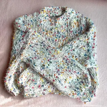 컬러풀 페더얀 니트 풀오버