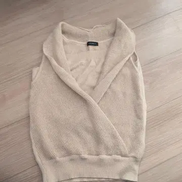 LOUNII 핑크 숄카라 니트 베스트