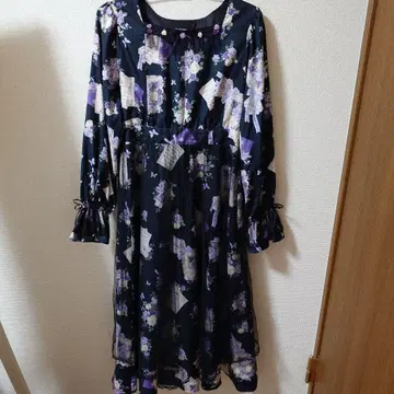 axes femme 로즈 앙비타시옹 원피스