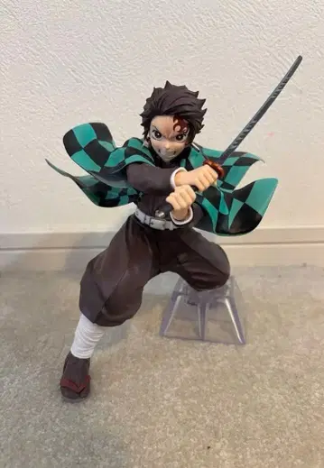 귀멸의 칼날 제일복권 상현의 삼 A상 카마도 탄지로 피규어