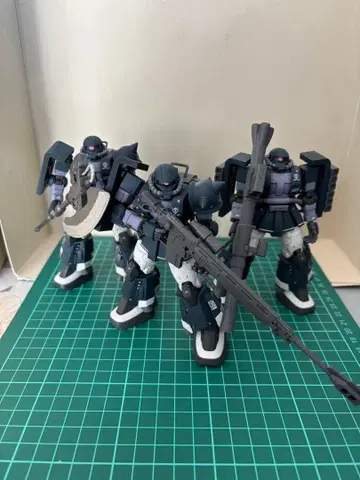 HG 오리진판 자쿠 검은 삼연성 세트