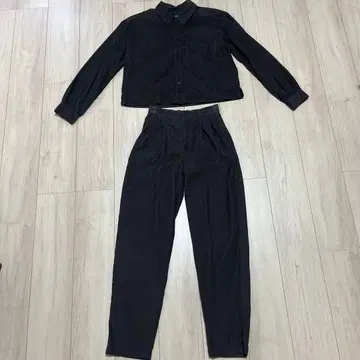 GAP 코듀로이 셋업