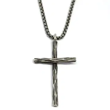 [ GARNI ] 크로스 십자가 펜던트 나뭇결 목걸이 SILVER