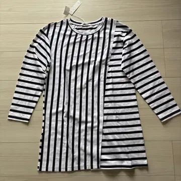 M.deux 스트라이프 긴팔 T셔츠 사이즈 54