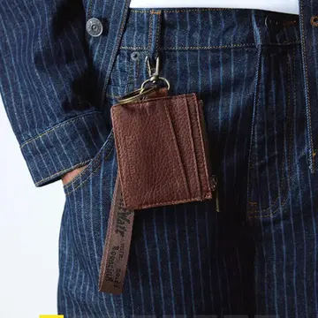 닥터마틴 카드 홀더