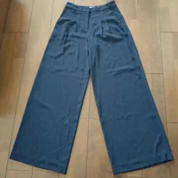 네이비 와이드 팬츠 턱 포함