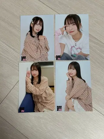 하나이와 카나의 하나이 월드 브로마이드 4장 세트