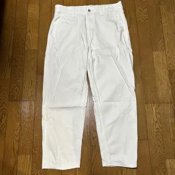 UNIQLO 와이드 테이퍼드 청바지 새상품급 2024년 출시