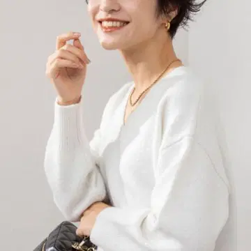 노리즈소피 라메 스팽글 V넥 풀오버 니트 화이트 새상품