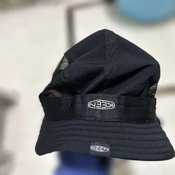 keen 블랙 아웃도어 햇 57-60cm