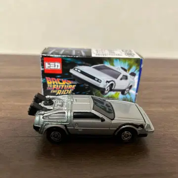 토미카 USJ 백 투 더 퓨처 드로리안