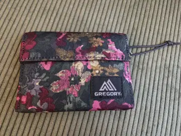GREGORY 꽃무늬 3단 폴더형 지갑