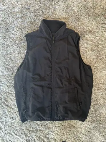 Wild things 블랙 베스트 지퍼 포함