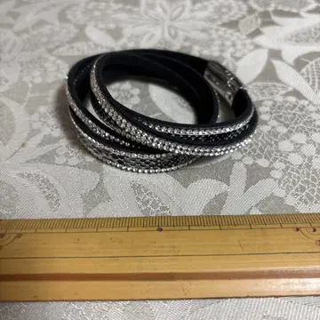 블랙 가죽 크리스탈 랩 팔찌