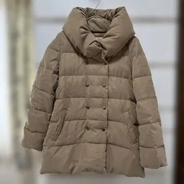 레이빔즈 베이지 다운 자켓 후드 부착 다운 코트