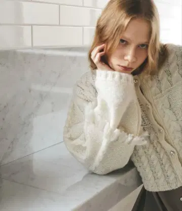 SENSE OF PLACE 패치워크 케이블 니트 가디건