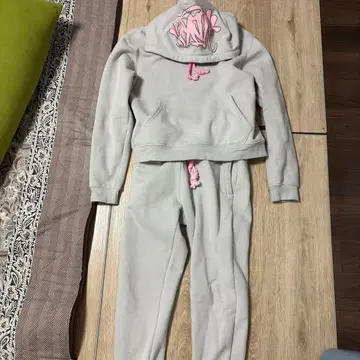 Syna world 시나월드 셋업 S 사이즈