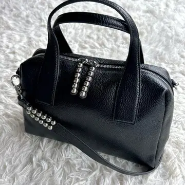 ear PAPILLONNER 스터드 보스턴 백 2way 소가죽 파피요네