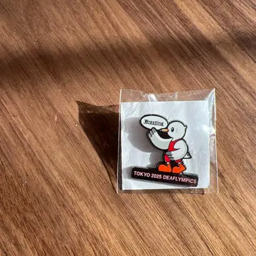 TOKYO 2025 데플림픽 배지 레슬링 1개