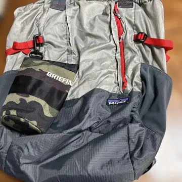 파타고니아 라이트웨이트 백팩. 브리핑 잡화 백 포함.