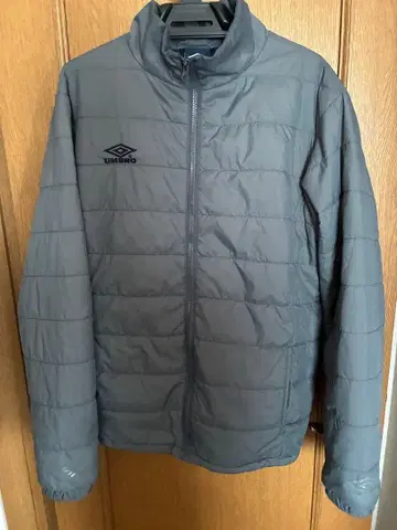[ UMBRO ] SP 패딩 재킷 / 별주 M 사이즈