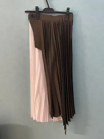 sacai 플리츠 스커트 사이즈 1
