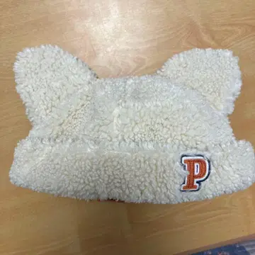 쓰리 리틀 피그스 귀도리 모자