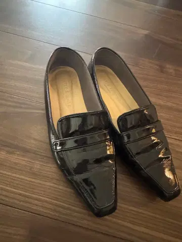 Odette e Odile 블랙 로퍼 우천 겸용 에나멜