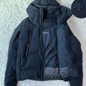 미사용급/XL 상당 데상트 올터레인 미즈사와 다운 마운테니어 다크 네이비