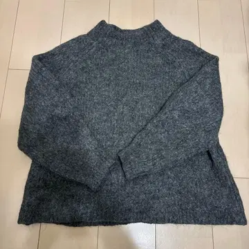 미라 오웬 그레이 긴팔 스웨터 ONE SIZE