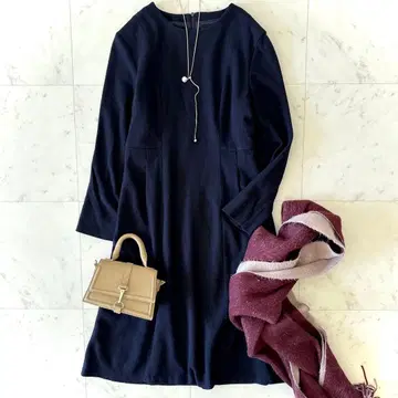 새상품급 언타이틀 아름다운 실루엣 핏&플레어 원피스 울 100% M