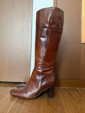 [ 최종 가격 ] 브라운 가죽 롱 부츠 약 7.5cm 힐 24cm