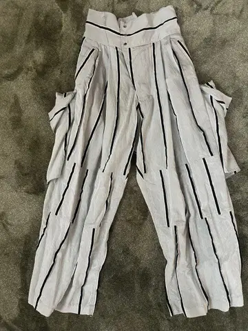 화이트 블랙 스트라이프 와이드 팬츠