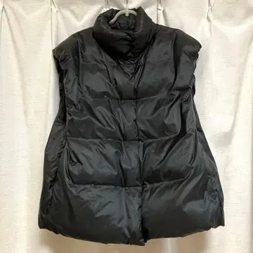 PLST 다운 새상품급 볼륨 블랙 베스트 자켓 아우터