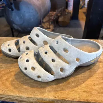 KEEN 그레이 샌들 25cm