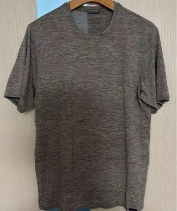 새상품급 파타고니아 캐플린 쿨 데일리 T셔츠 S사이즈