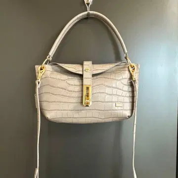 라바가 주얼리 백 2Way 흑자 엠보 숄더 핸드백