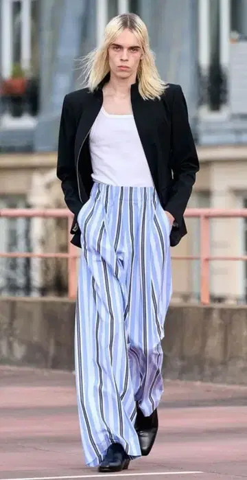 기간 한정 DRIESVANNOTEN 스트라이프 와이드 팬츠