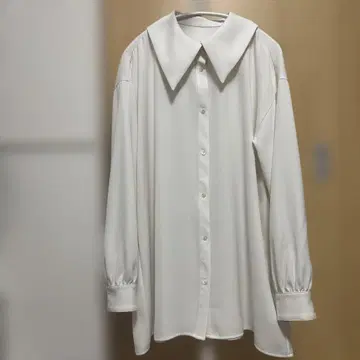 HARE 화이트 블라우스