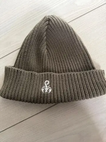 SOPHNET. 니트 캡 전갈 아이콘